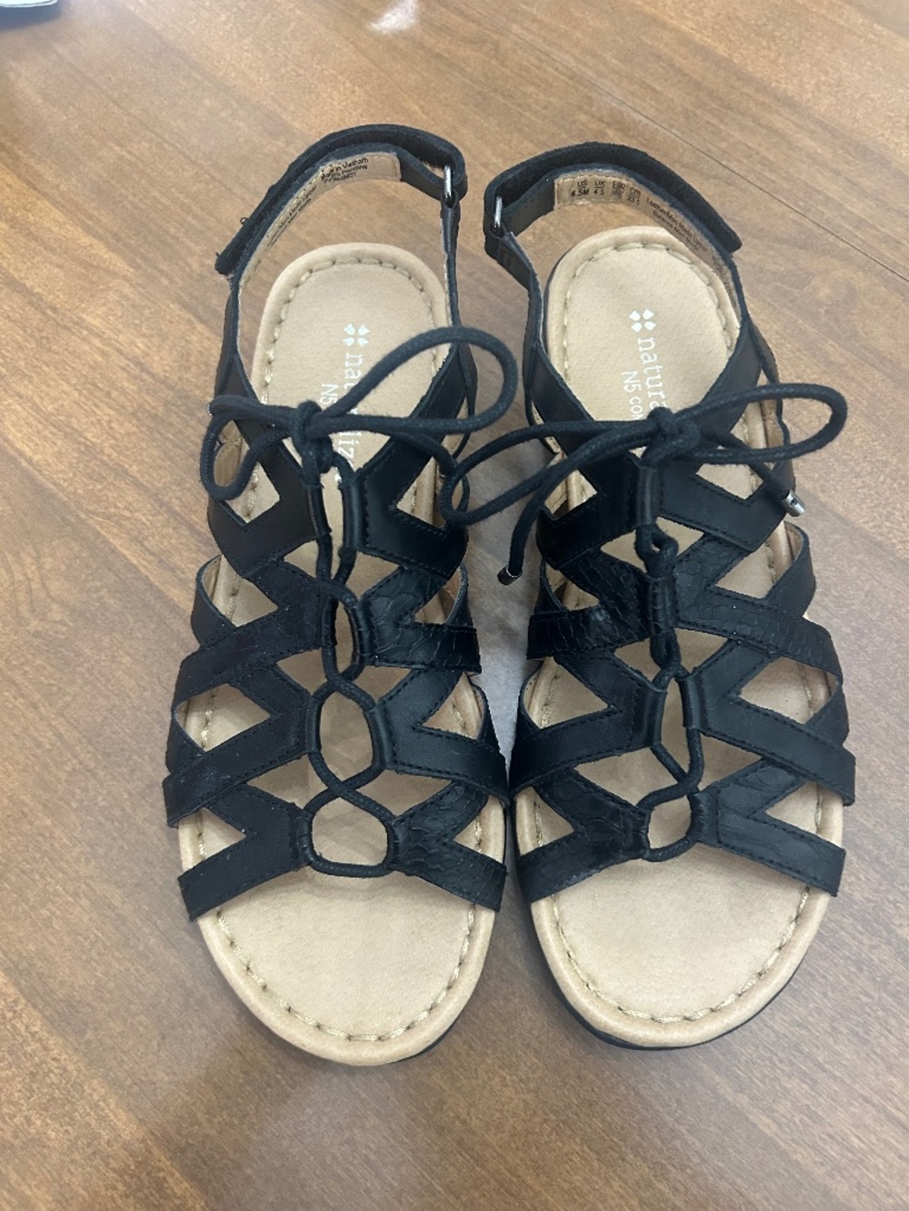 Naturalizer size 6.5 BLACK Whimsy Slingback Sandals
